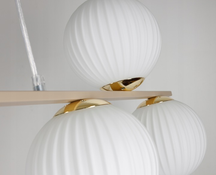 LAMPA-PLAFON-WISZACA-SUFITOWA-ZYRANDOL-NOWOCZESNA-ECRU-BEZ-BIALE-KULE-LED-Dlugosc-wysokosc-85-cm.jpg